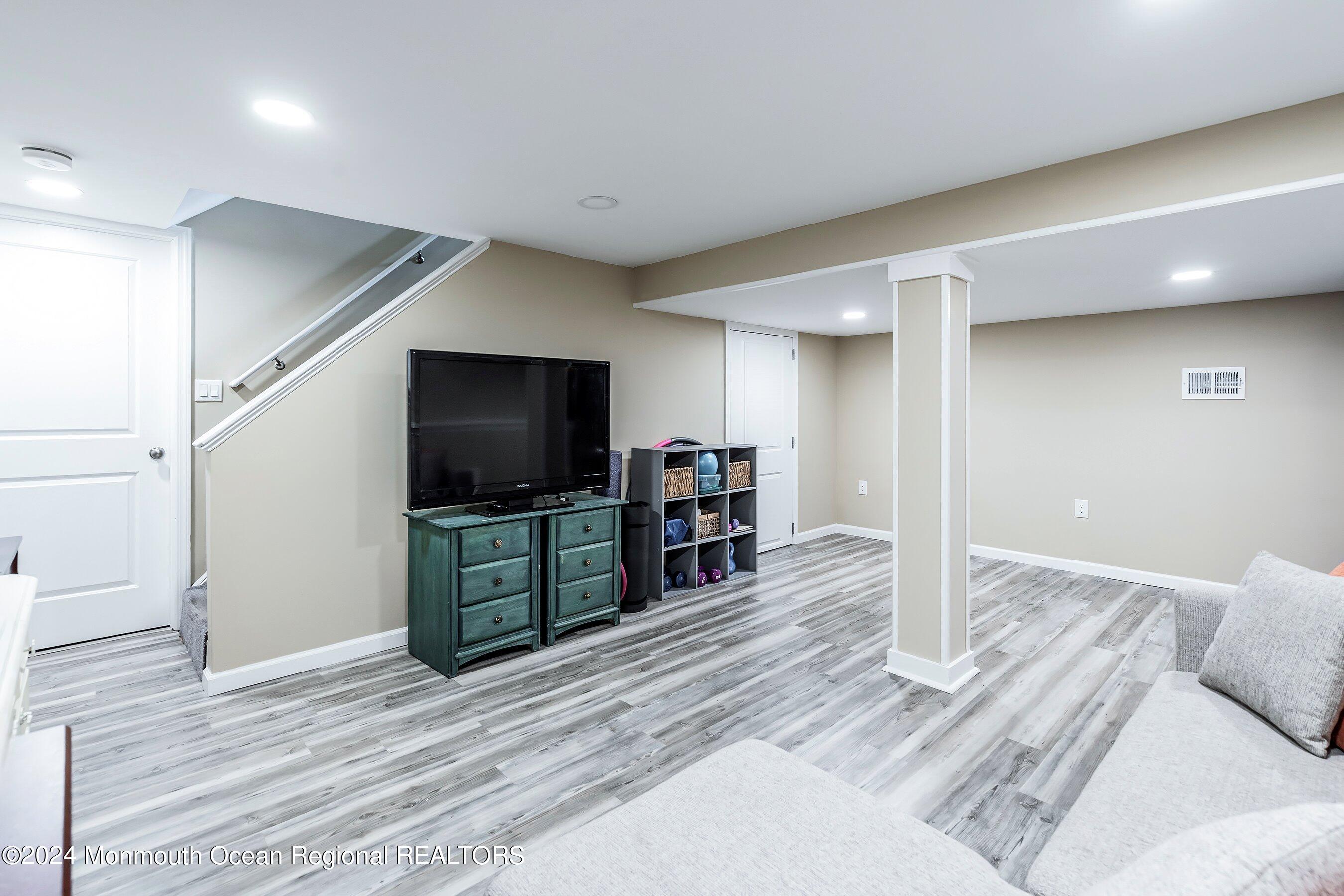 265 Edgeview Road Keyport, NJ 07735 - Photo 20 of 32 26-Basement 1A