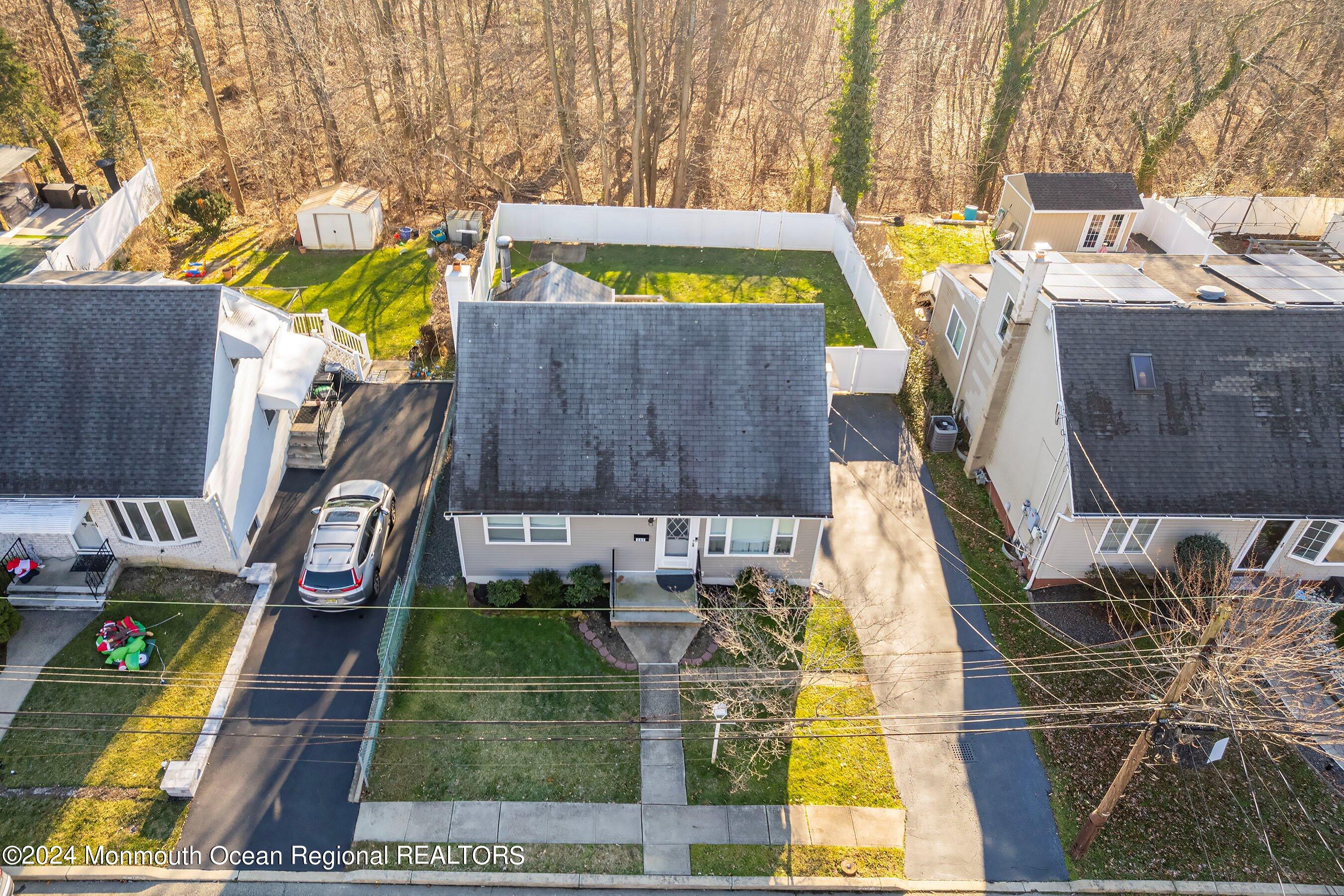 265 Edgeview Road Keyport, NJ 07735 - Photo 27 of 32 02-Front 1