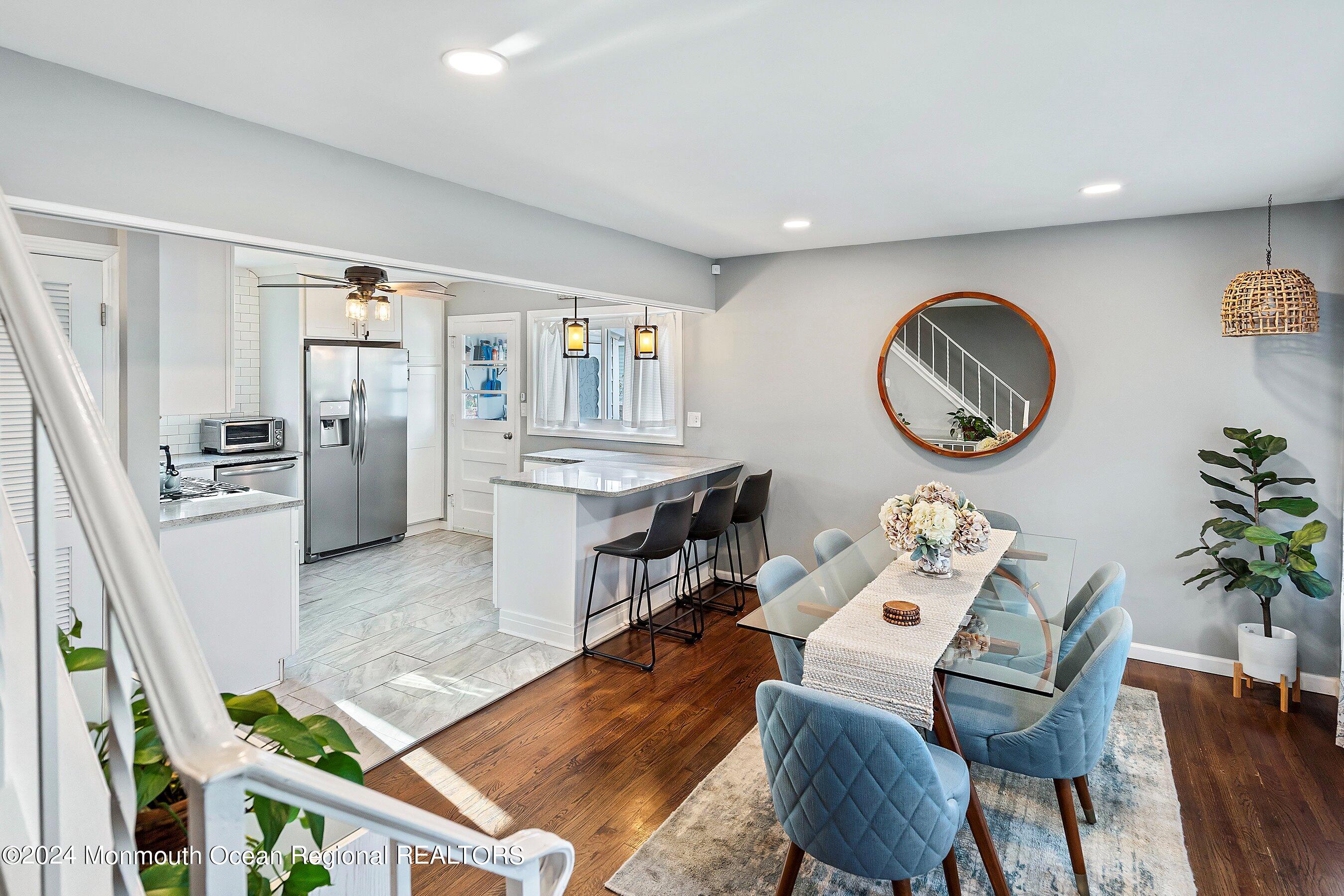 265 Edgeview Road Keyport, NJ 07735 - Photo 10 of 32 21-Stairs