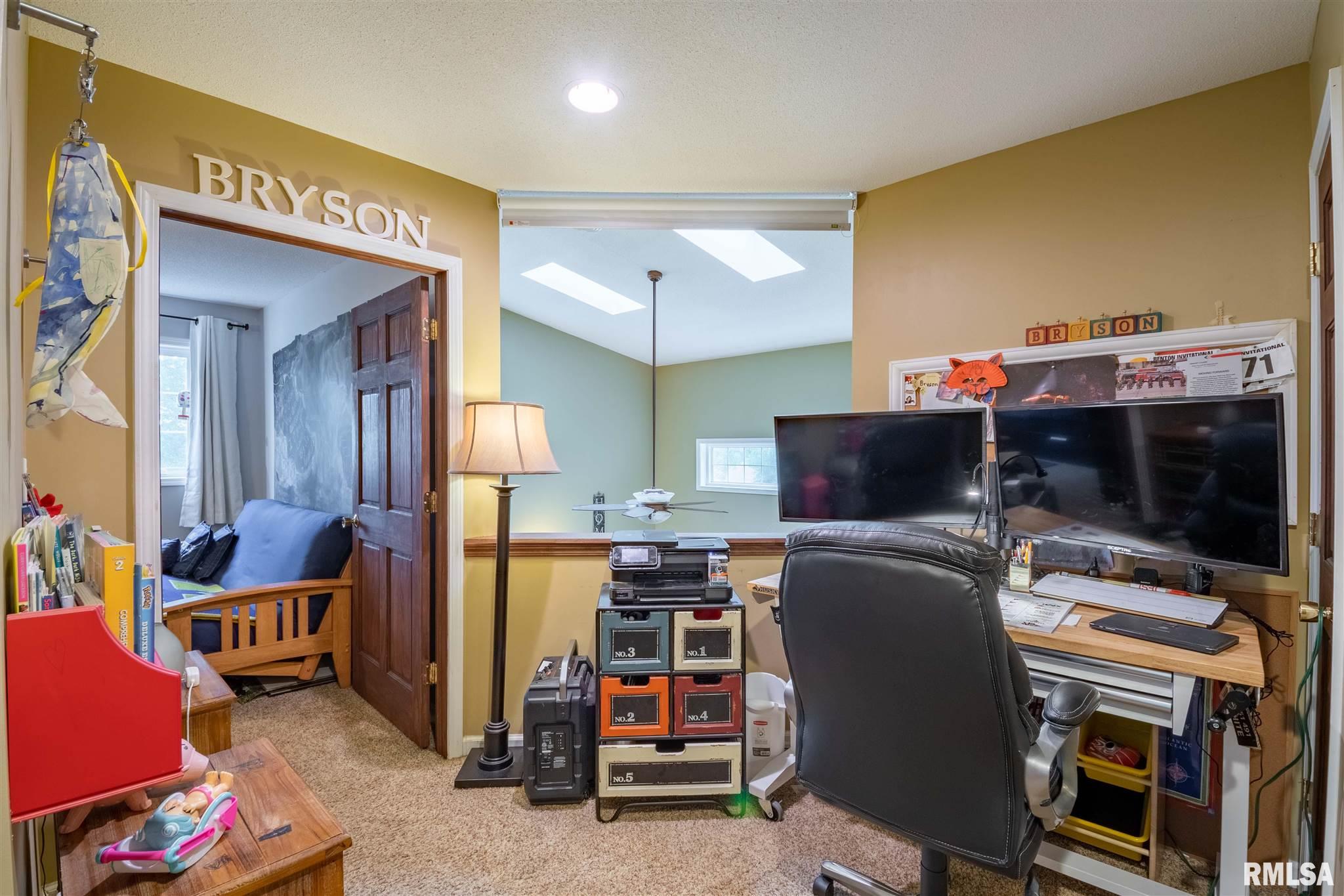 1804 Calico Road Marion, IL 62959 - Photo 16 of 49 Gallery Image 16