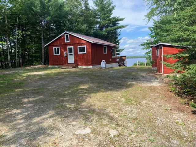 $419,900 | 539 Turkey Tail Road, Millinocket, ME 04462