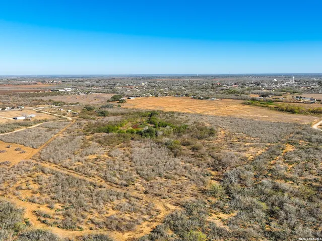 $349,000 | 32.04-acres Bluntzer, Jourdanton, TX 78026