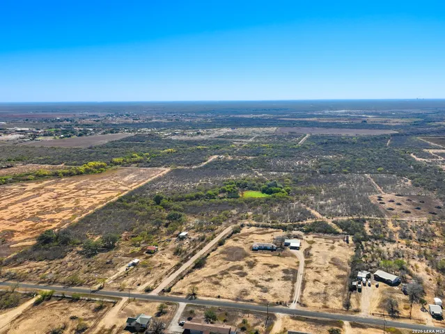 $349,000 | 32.04-acres Bluntzer, Jourdanton, TX 78026