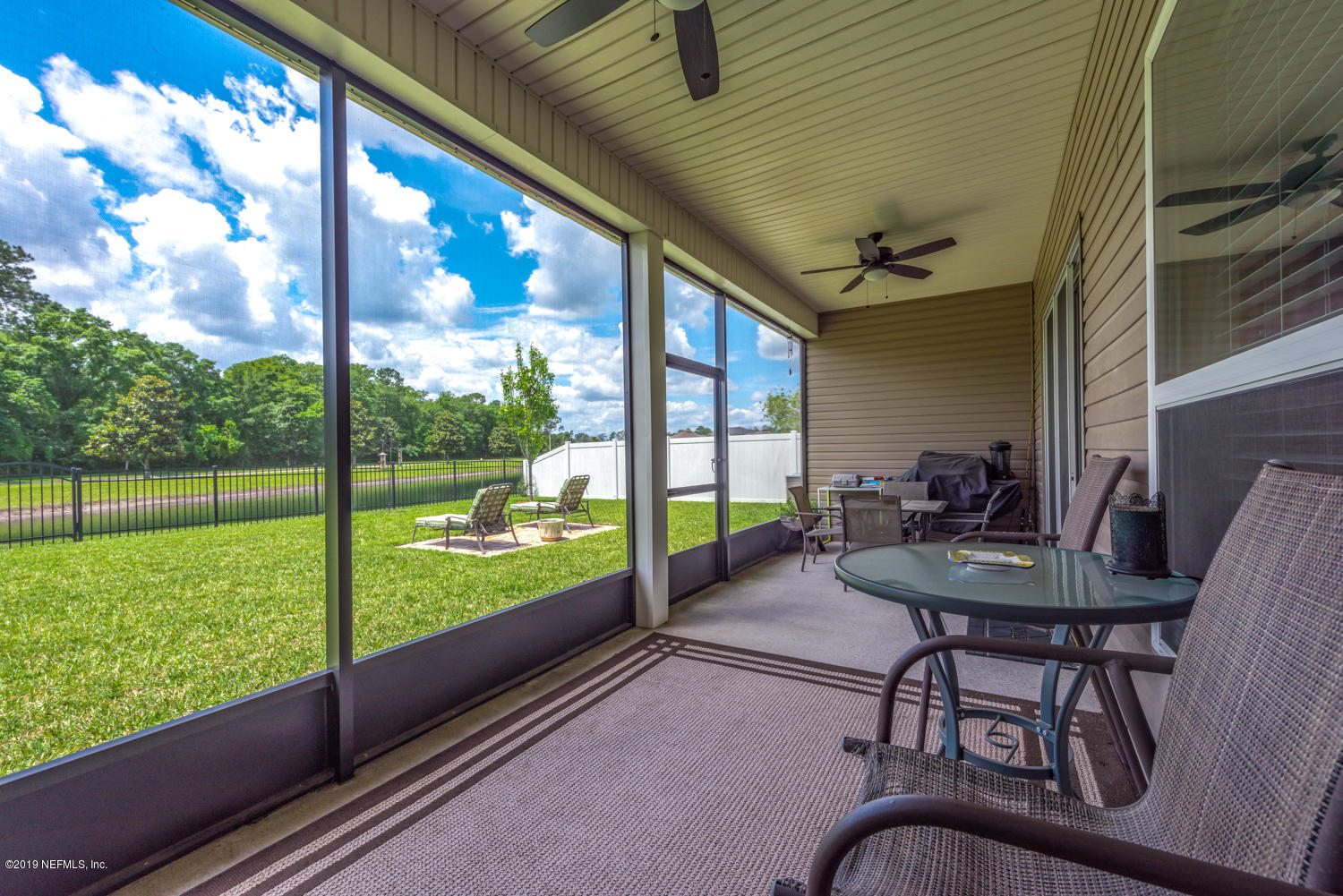 3924 Trail Ridge Road Middleburg, FL 32068 - Photo 23 of 29 Screened and Covered Lanai