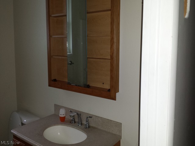 688 Garry Road Akron, OH 44305 - Photo 5 of 11