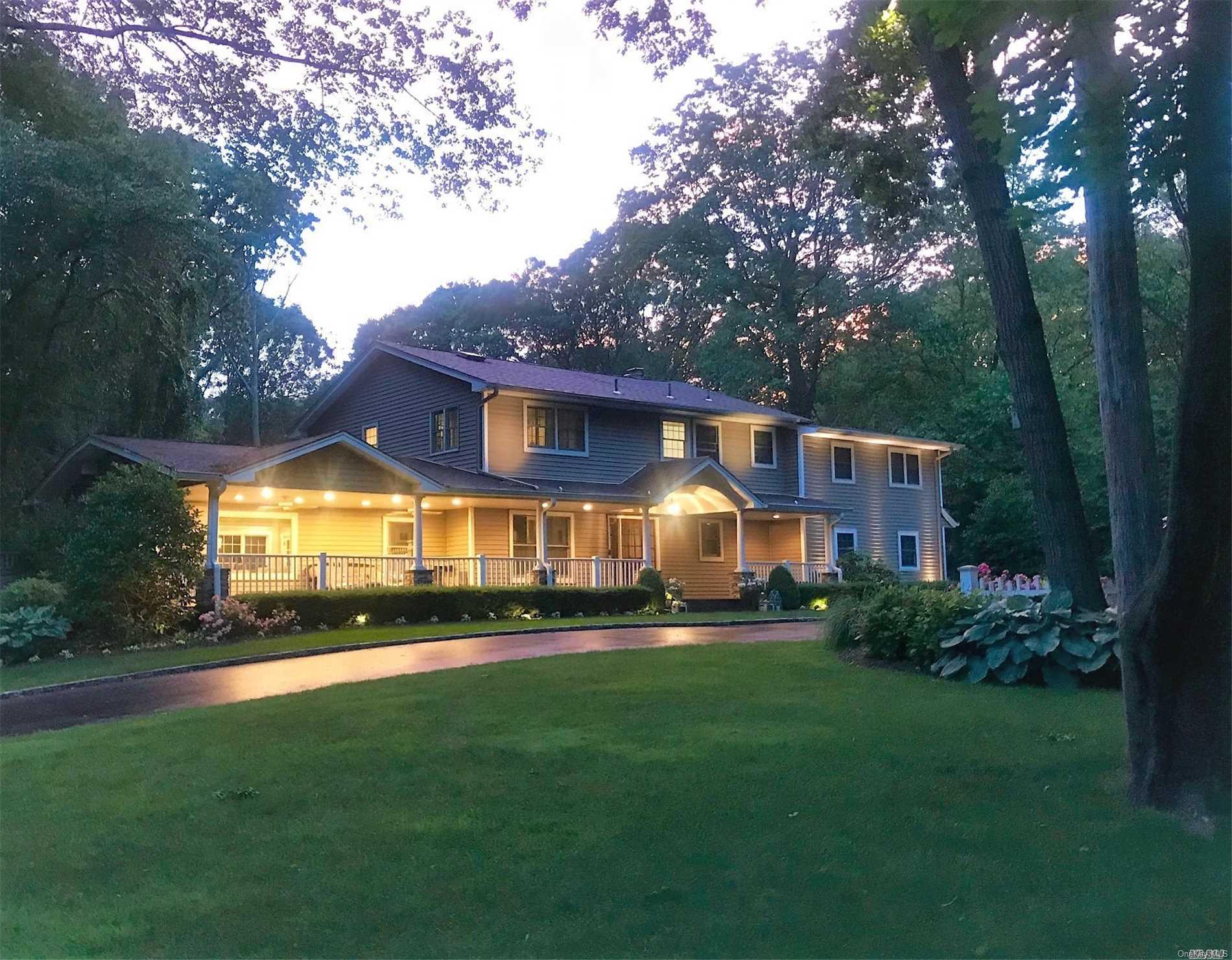 2 Bramble Lane Melville, NY 11747 - Photo 1 of 1