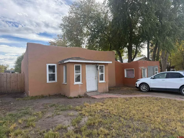 $100,000 | 814-816 10th Street, Alamosa, CO 81101