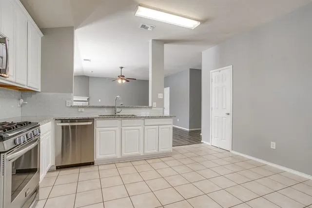 $2,025 | 649 Chalk Knoll Road, Fort Worth, TX 76108