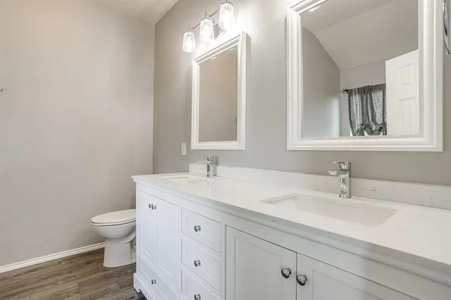 $2,025 | 649 Chalk Knoll Road, Fort Worth, TX 76108