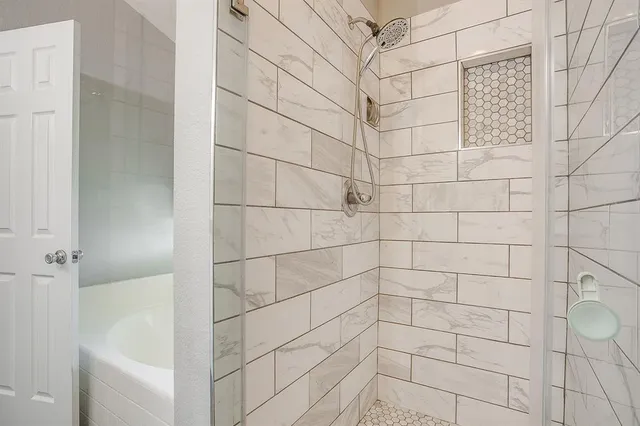 $2,025 | 649 Chalk Knoll Road, Fort Worth, TX 76108