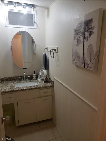 $785 | 800 South Palm Avenue, Unit B, Hemet, CA 92543