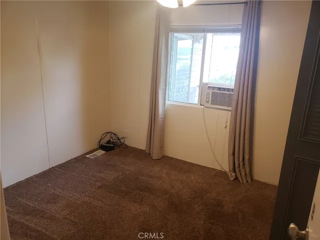 $785 | 800 South Palm Avenue, Unit B, Hemet, CA 92543