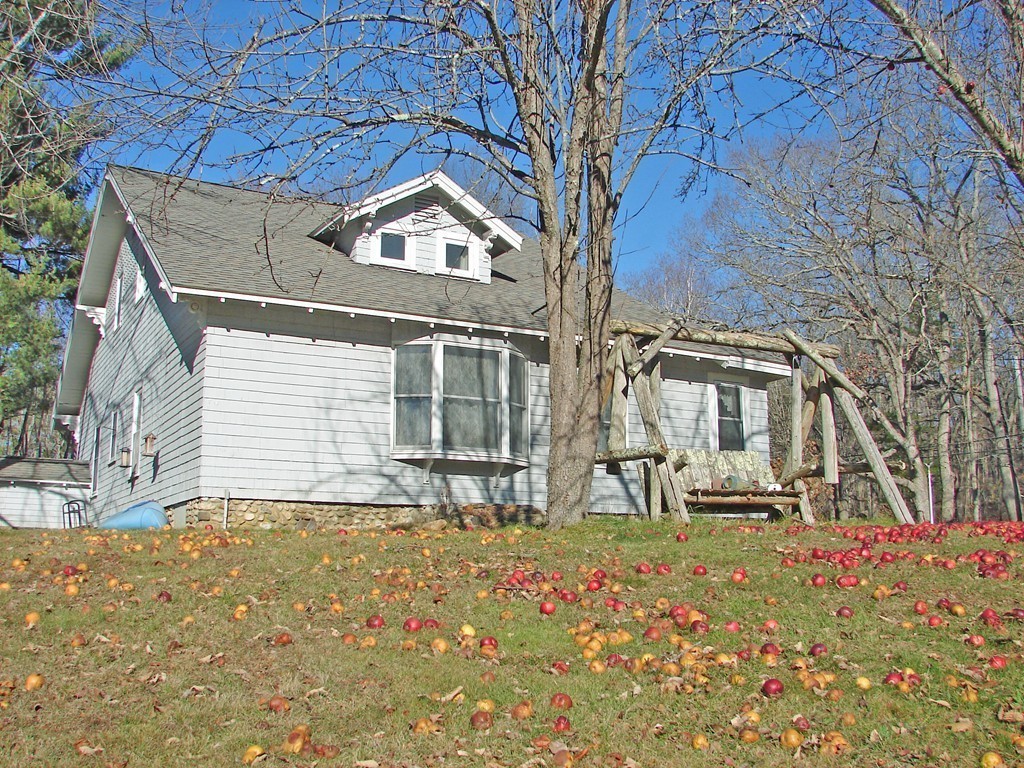 131 Northwest Road Spencer, MA 01562 - Photo 8 of 25 Gallery Image 8