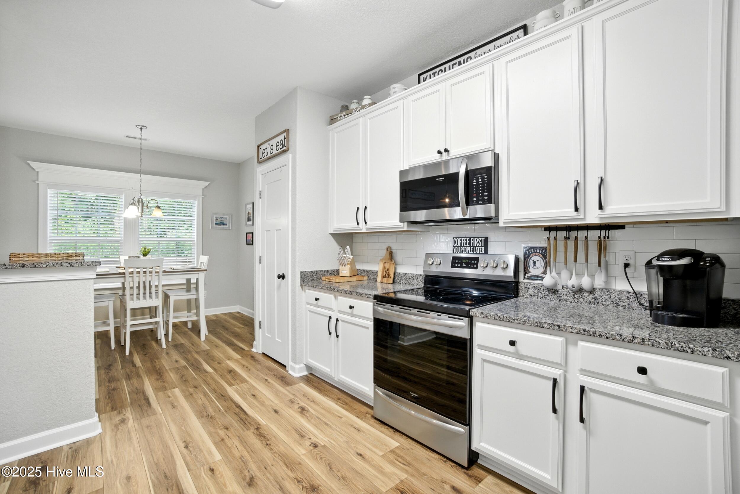 100 Rosedale Court Moyock, NC 27958 - Photo 12 of 50 Kitchen with stainless steel appliances