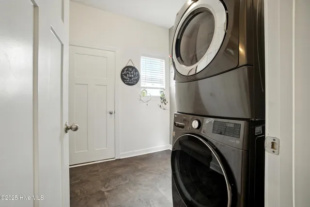 $499,000 | 100 Rosedale Court, Moyock, NC 27958