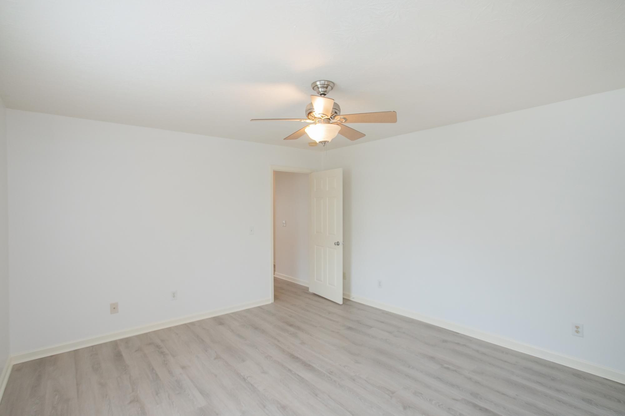 517 Longleaf Court Nashville, TN 37207 - Photo 29 of 41 wooden floor in an empty room