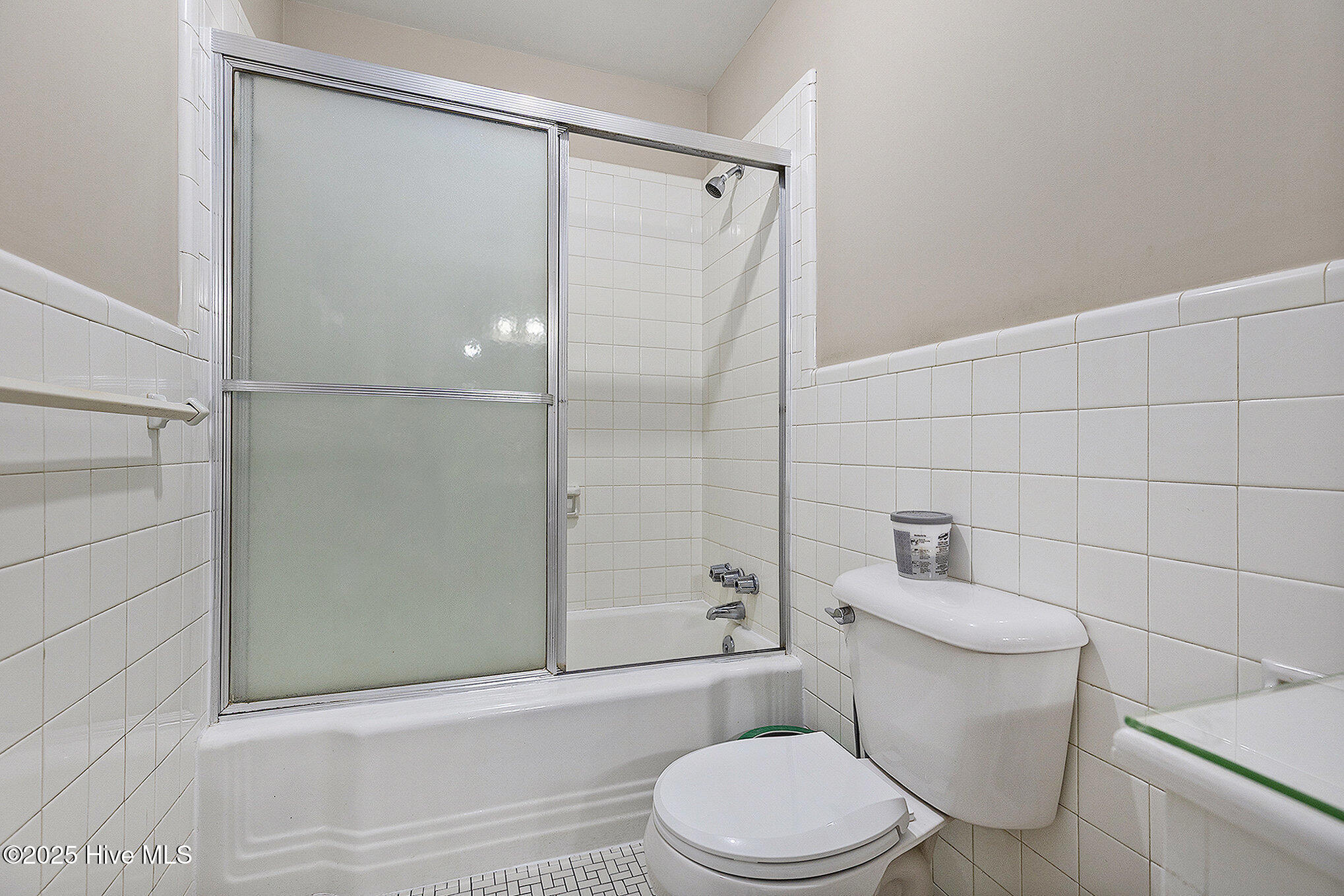 211 Pireway Road Tabor City, NC 28463 - Photo 28 of 46 Bathroom 2