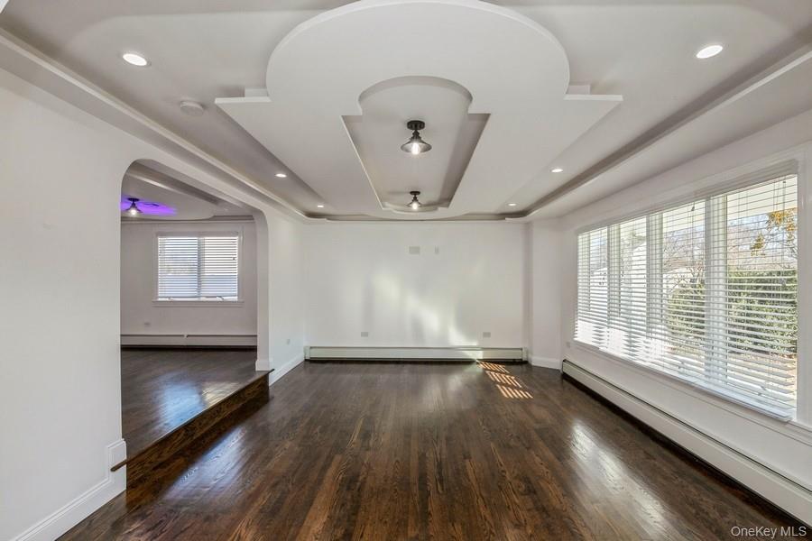 66 Wicks Path Commack, NY 11725 - Photo 3 of 24