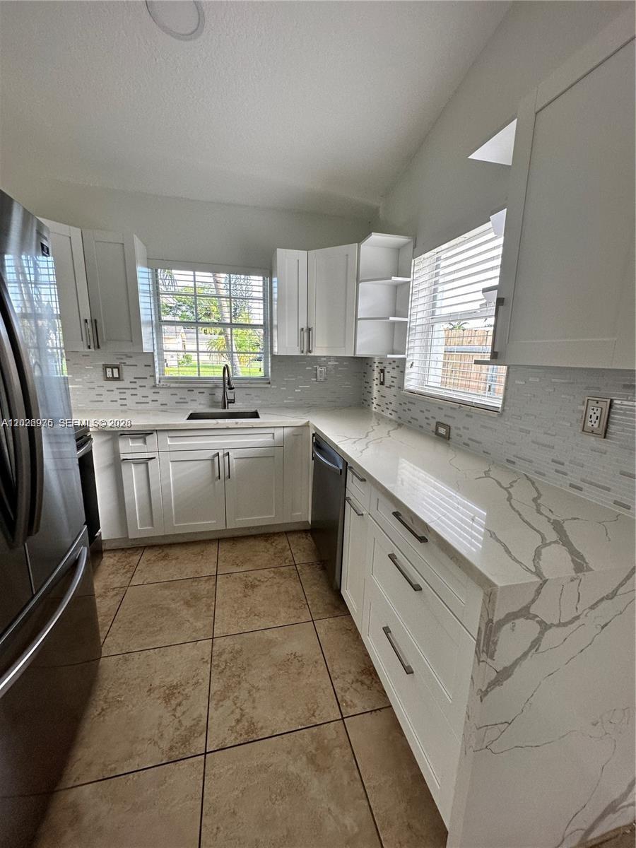 12793 Southwest 250th Terrace Homestead, FL 33032 - Photo 3 of 8