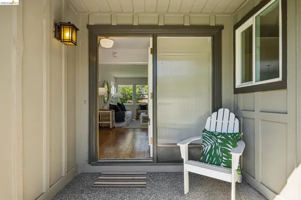 $1,285,000 | 4 Camelford Court, Moraga, CA 94556