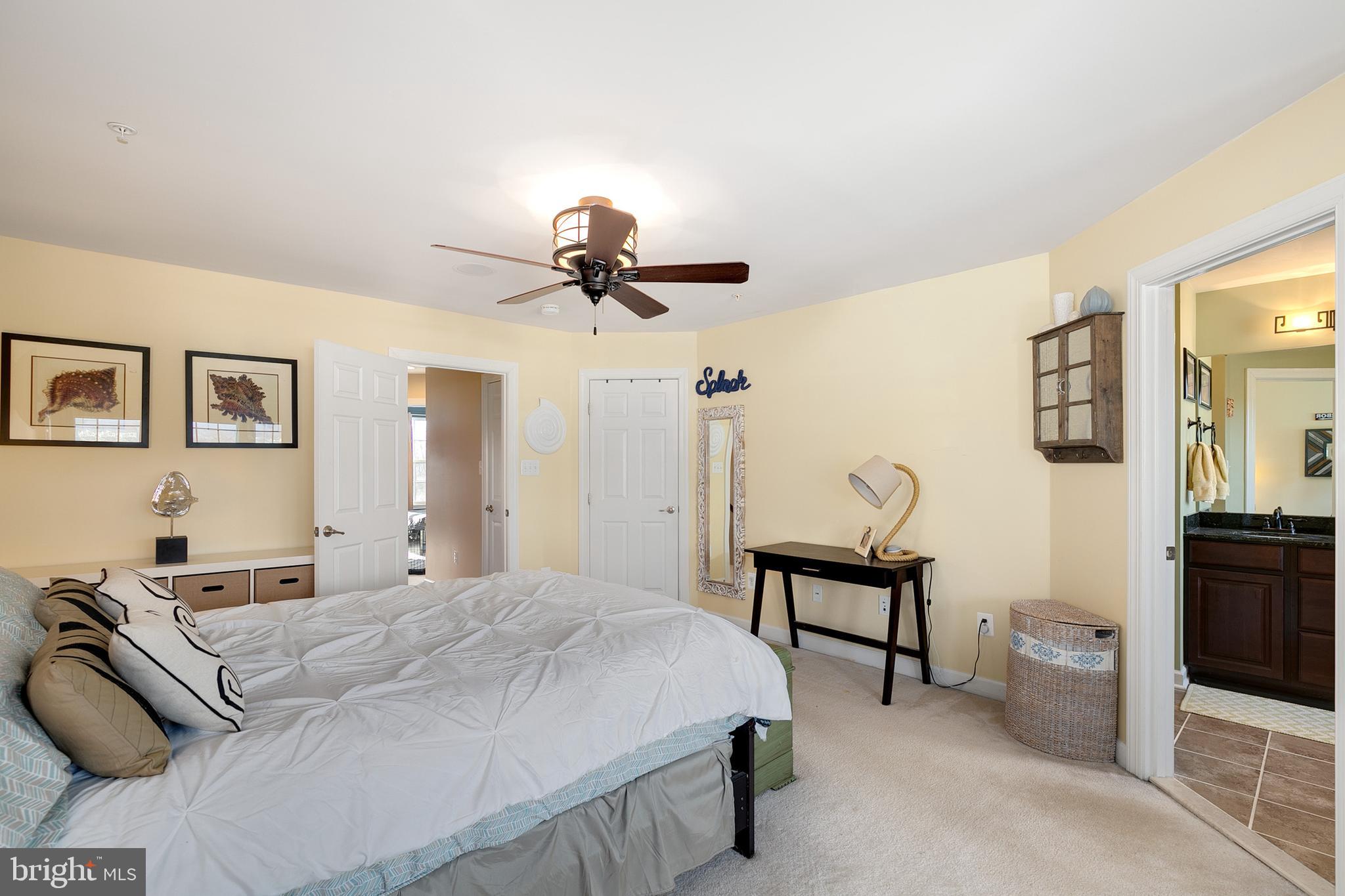 2076 Spring Run Circle Frederick, MD 21702 - Photo 17 of 37 Gallery Image 17