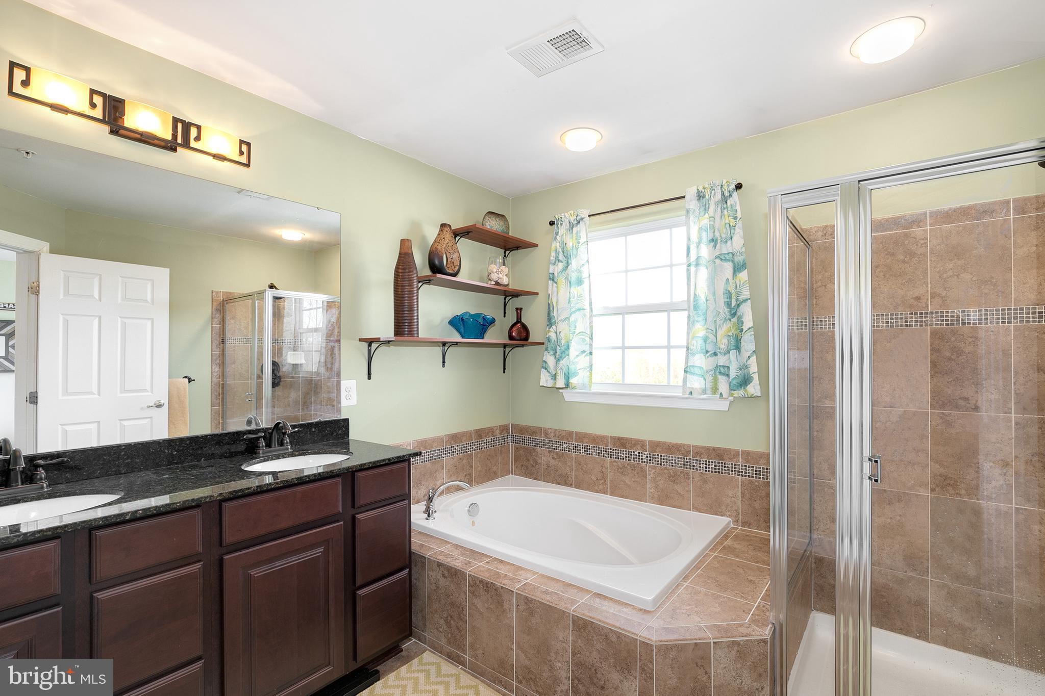 2076 Spring Run Circle Frederick, MD 21702 - Photo 18 of 37 Gallery Image 18