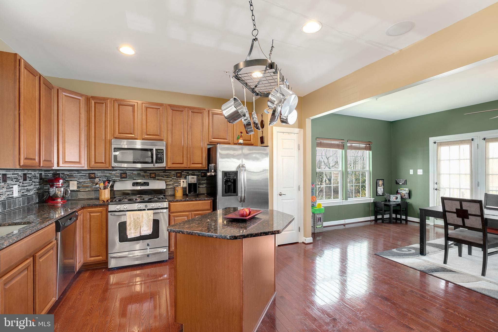 2076 Spring Run Circle Frederick, MD 21702 - Photo 24 of 37 Gallery Image 24