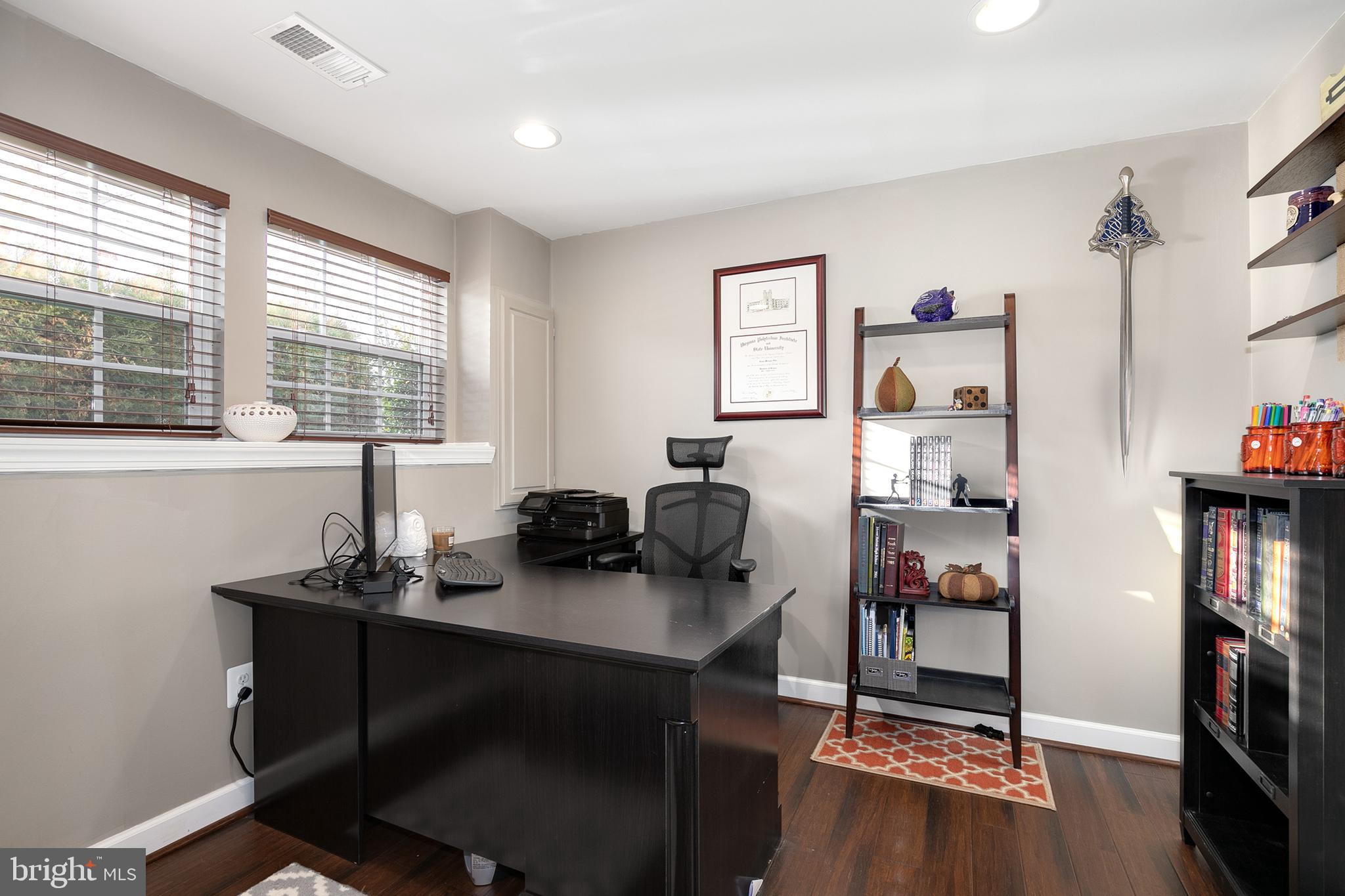 2076 Spring Run Circle Frederick, MD 21702 - Photo 4 of 37 Gallery Image 4