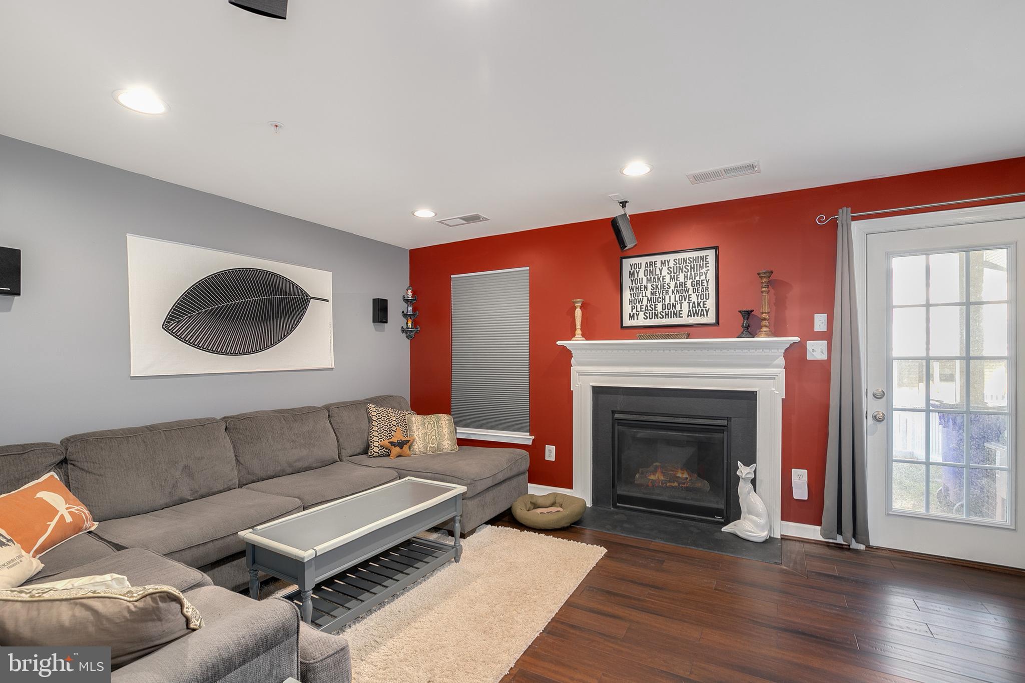 2076 Spring Run Circle Frederick, MD 21702 - Photo 10 of 37 Gallery Image 10