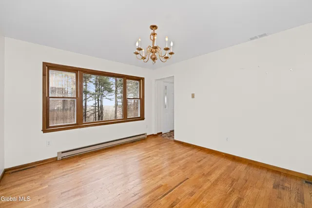 $449,900 | 37 Deer Cliff Road, New Scotland, NY 12186