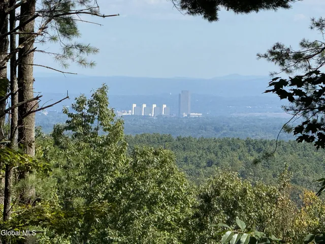 $449,900 | 37 Deer Cliff Road, New Scotland, NY 12186