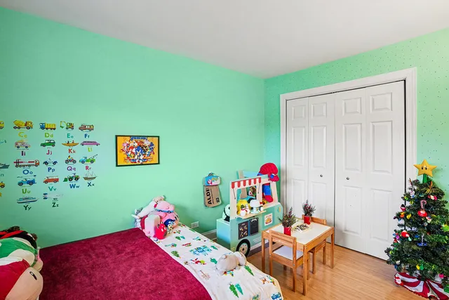 $179,900 | 2 B Kingery Quarter, Unit 207, Willowbrook, IL 60527