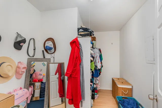 $179,900 | 2 B Kingery Quarter, Unit 207, Willowbrook, IL 60527