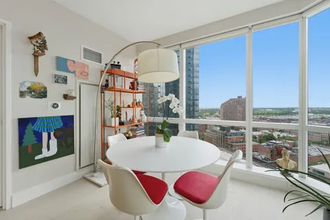 $1,199,000 | 77 Hudson Street, Unit 1811, Jersey City, NJ 07302
