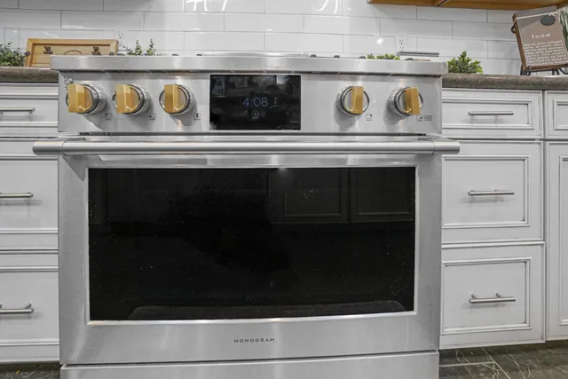 $830,000 | 5913 Fallstaff Street, Sacramento, CA 95835