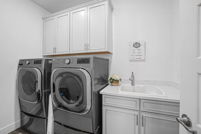 $830,000 | 5913 Fallstaff Street, Sacramento, CA 95835