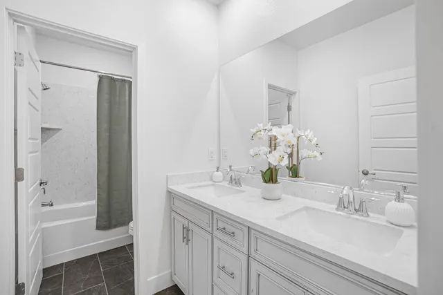 $830,000 | 5913 Fallstaff Street, Sacramento, CA 95835