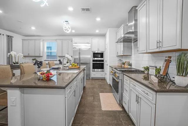 $830,000 | 5913 Fallstaff Street, Sacramento, CA 95835