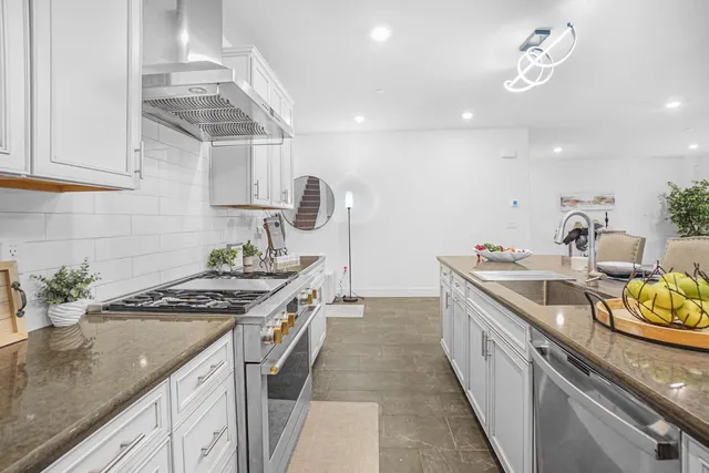 $830,000 | 5913 Fallstaff Street, Sacramento, CA 95835