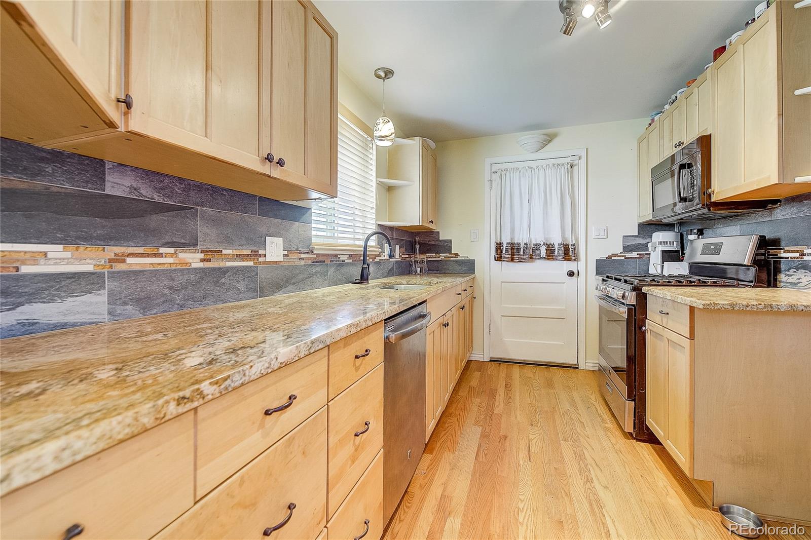 4721 Dudley Street Wheat Ridge, CO 80033 - Photo 10 of 29 Gallery Image 10