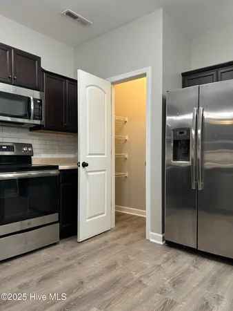 $1,500 | 206 Justice Farm Drive, Sneads Ferry, NC 28460