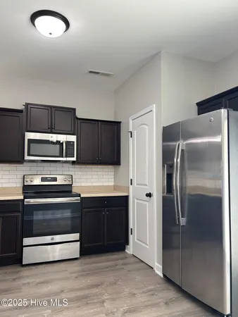 $1,500 | 206 Justice Farm Drive, Sneads Ferry, NC 28460