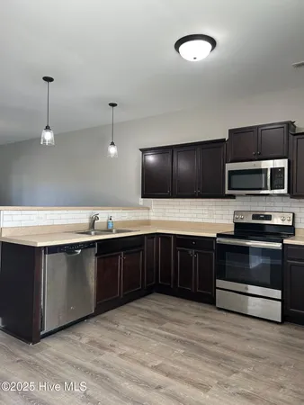 $1,500 | 206 Justice Farm Drive, Sneads Ferry, NC 28460