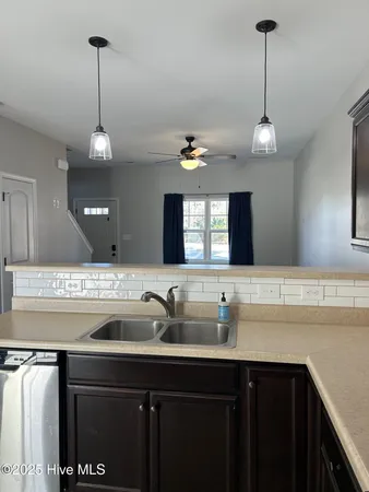 $1,500 | 206 Justice Farm Drive, Sneads Ferry, NC 28460