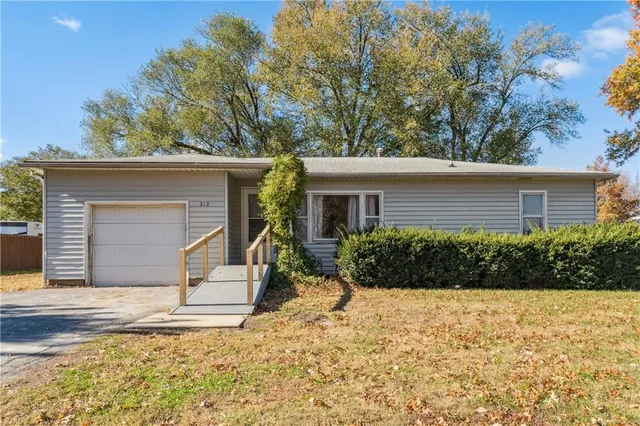 $104,500 | 312 Leona Street, Concordia, MO 64020