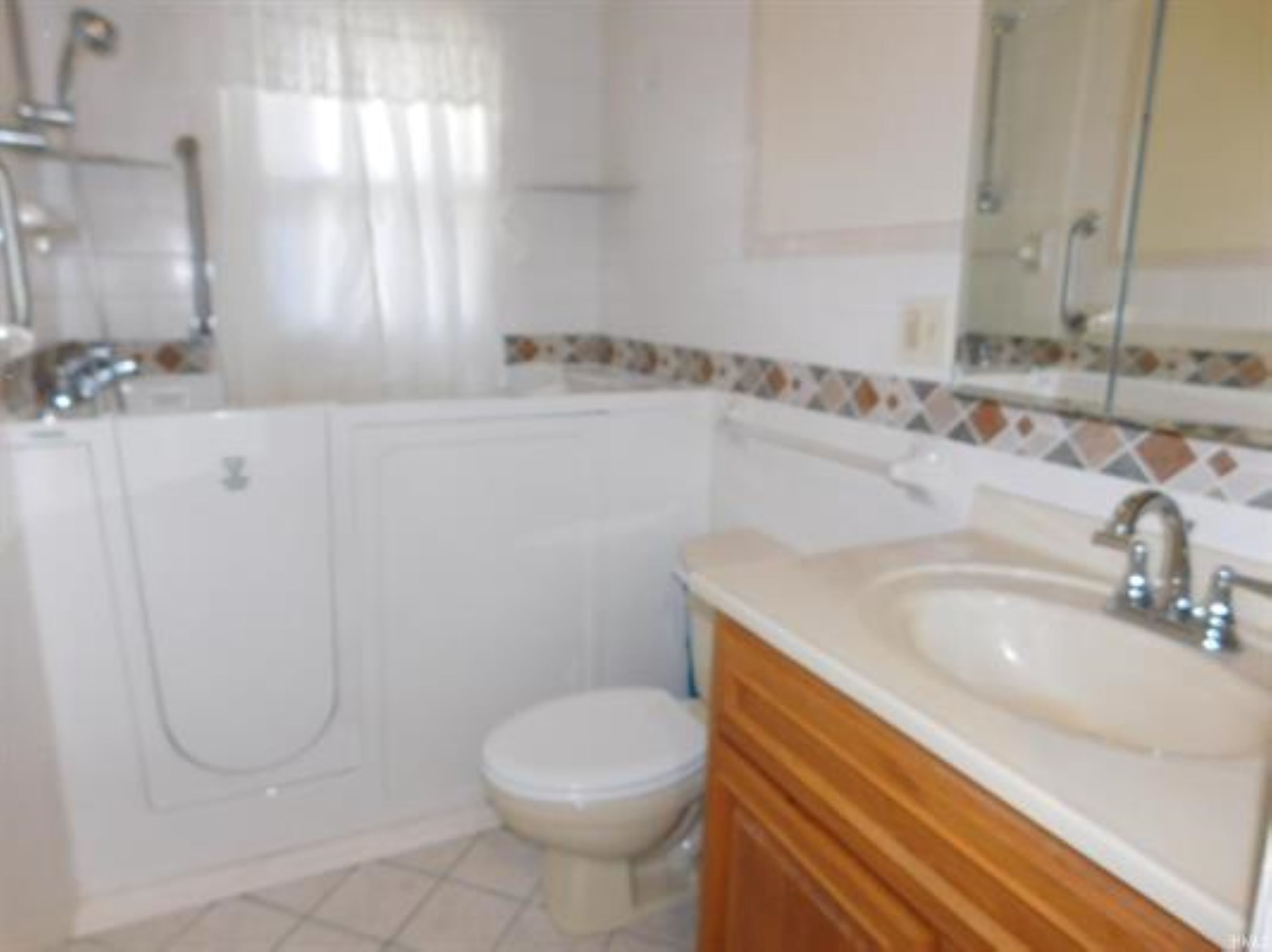 4204 North Nebo Road Muncie, IN 47304 - Photo 13 of 24 Gallery Image 13