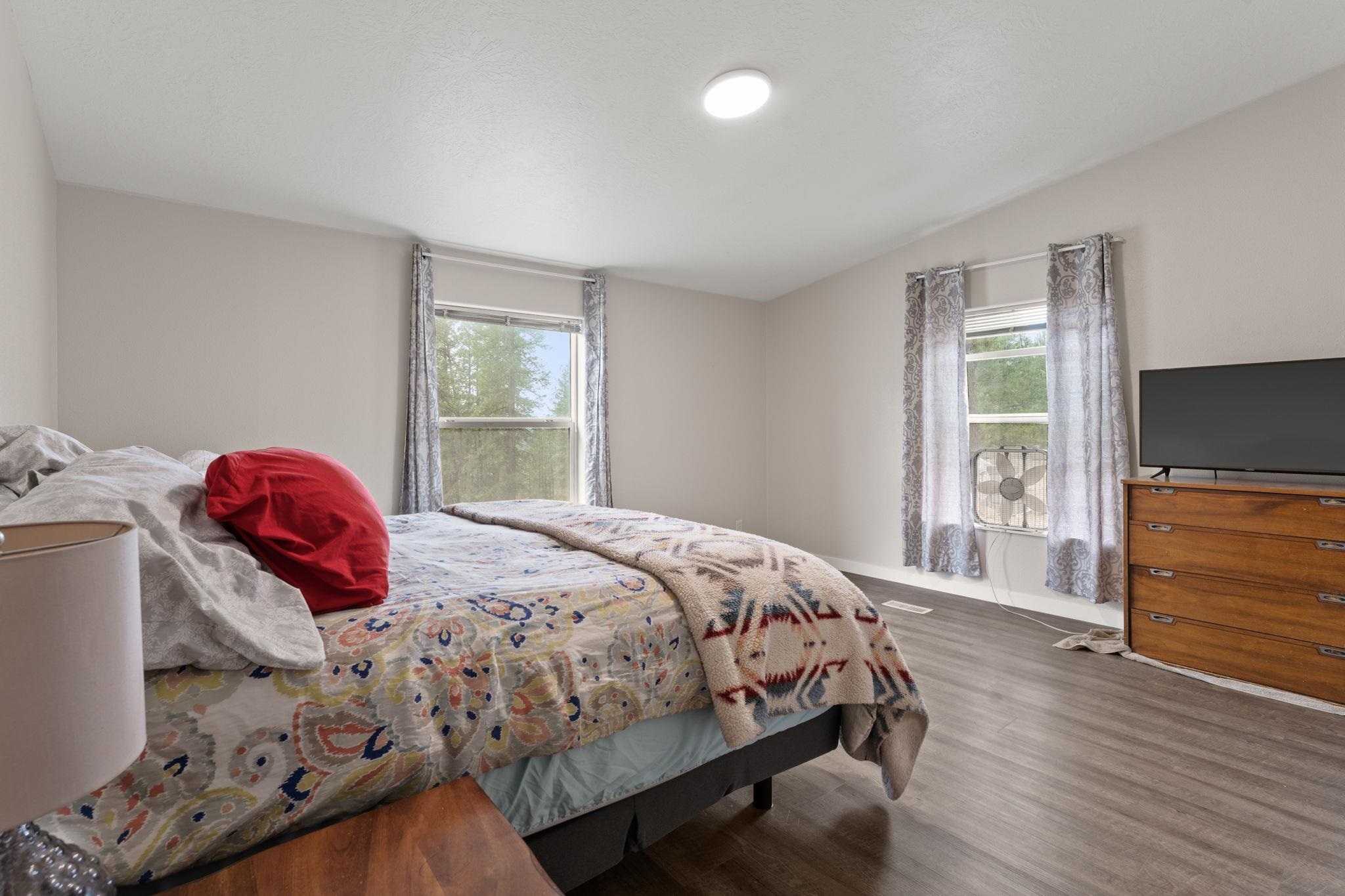 15211 East Cooper Road Mead, WA 99021 - Photo 20 of 50