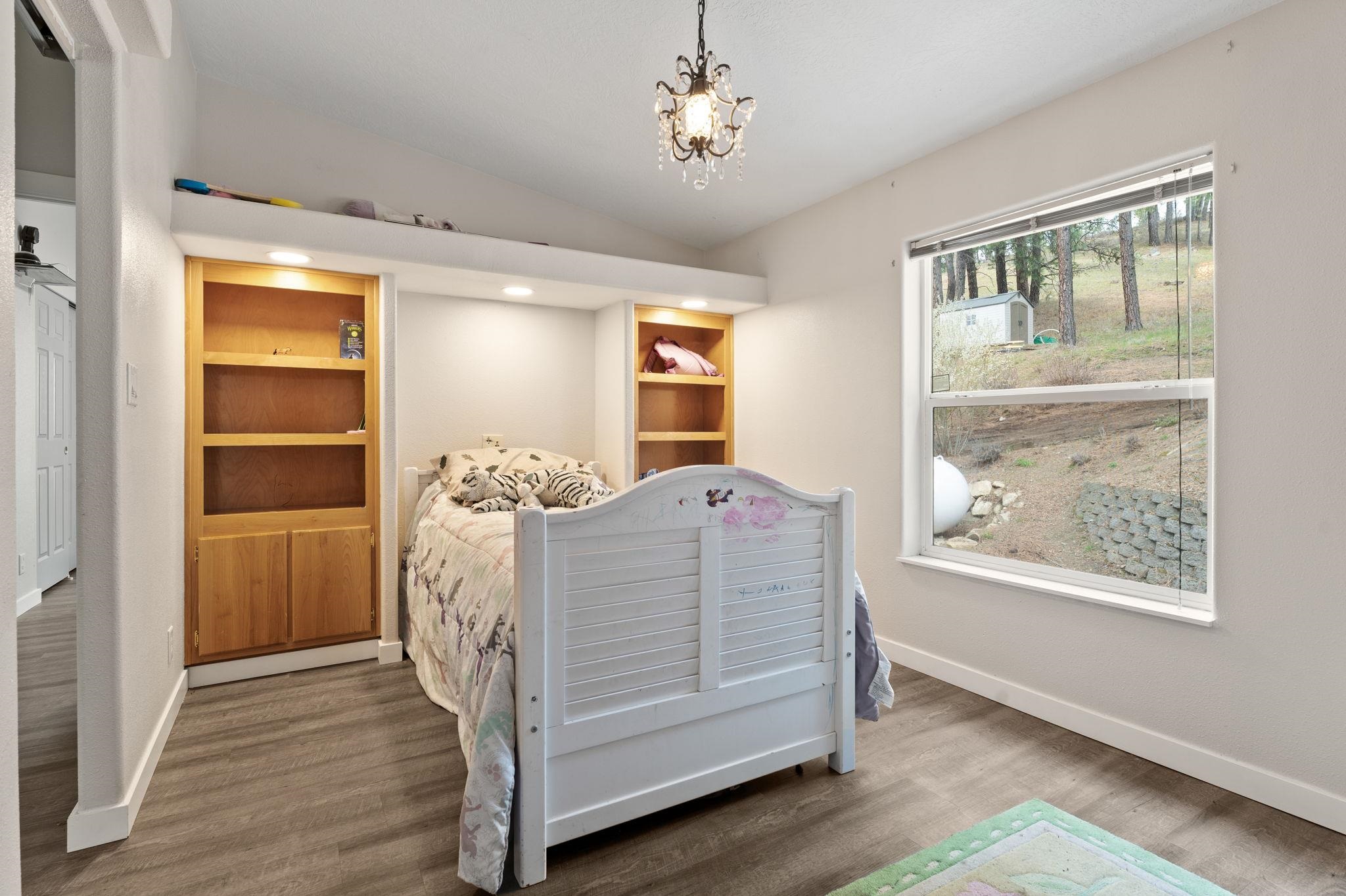 15211 East Cooper Road Mead, WA 99021 - Photo 24 of 50