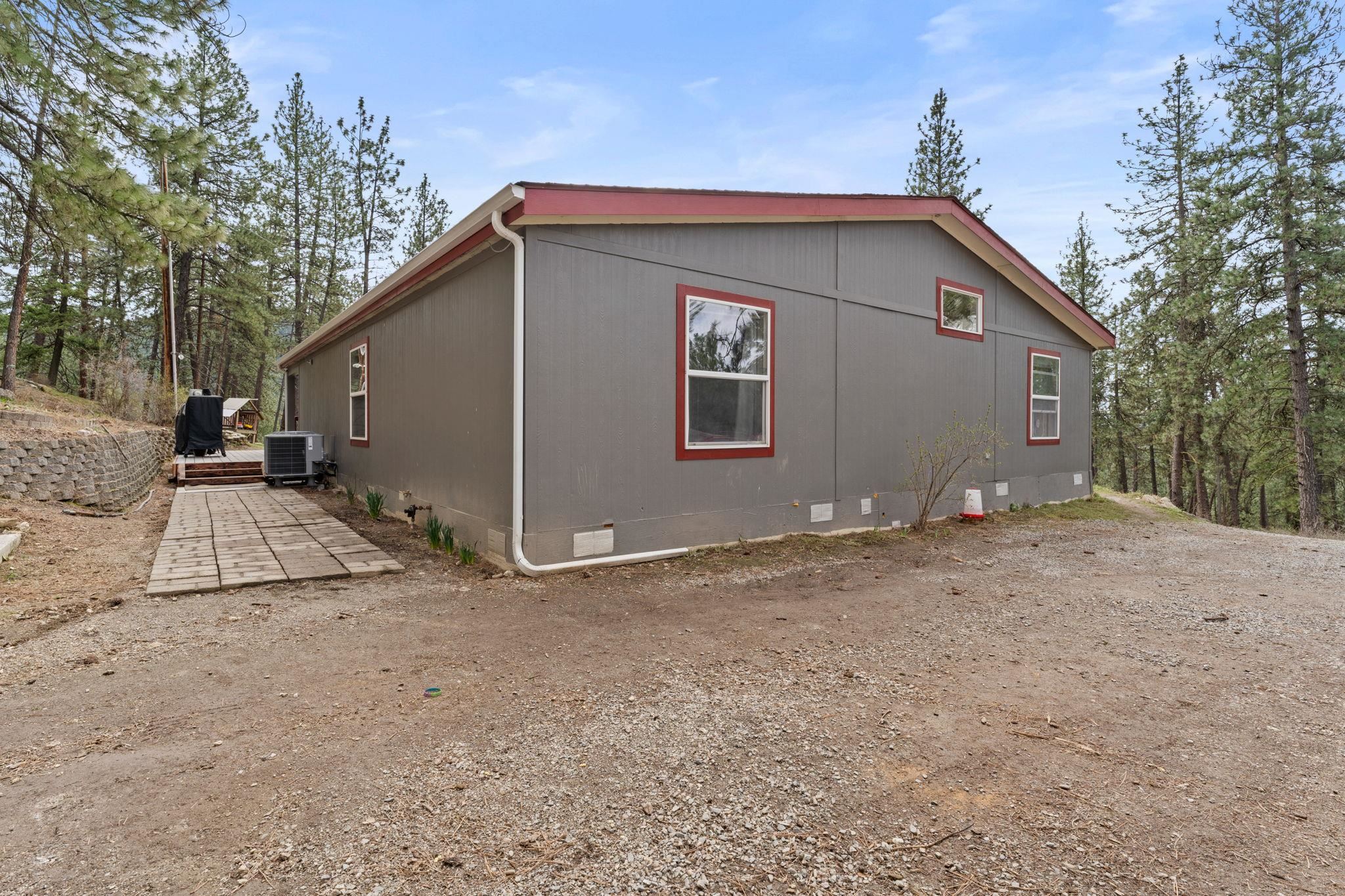 15211 East Cooper Road Mead, WA 99021 - Photo 34 of 50