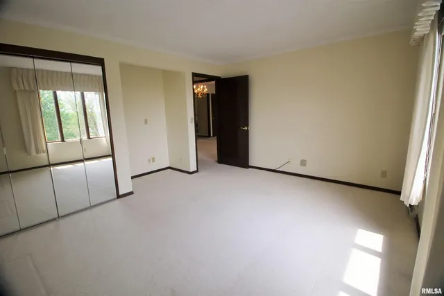 $98,900 | 3715 35th Street, Unit 4, Moline, IL 61265